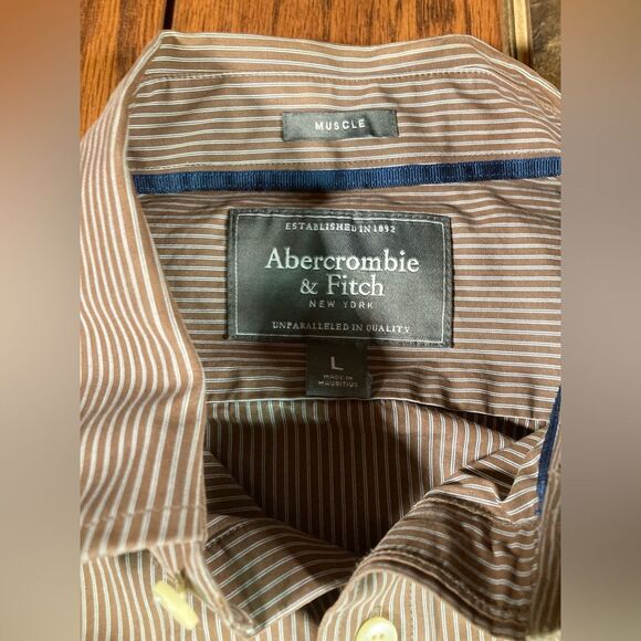 Men’s Muscle Fit Abercrombie & Fitch Brown Stripped Shirt, size Large - Picture 4 of 4